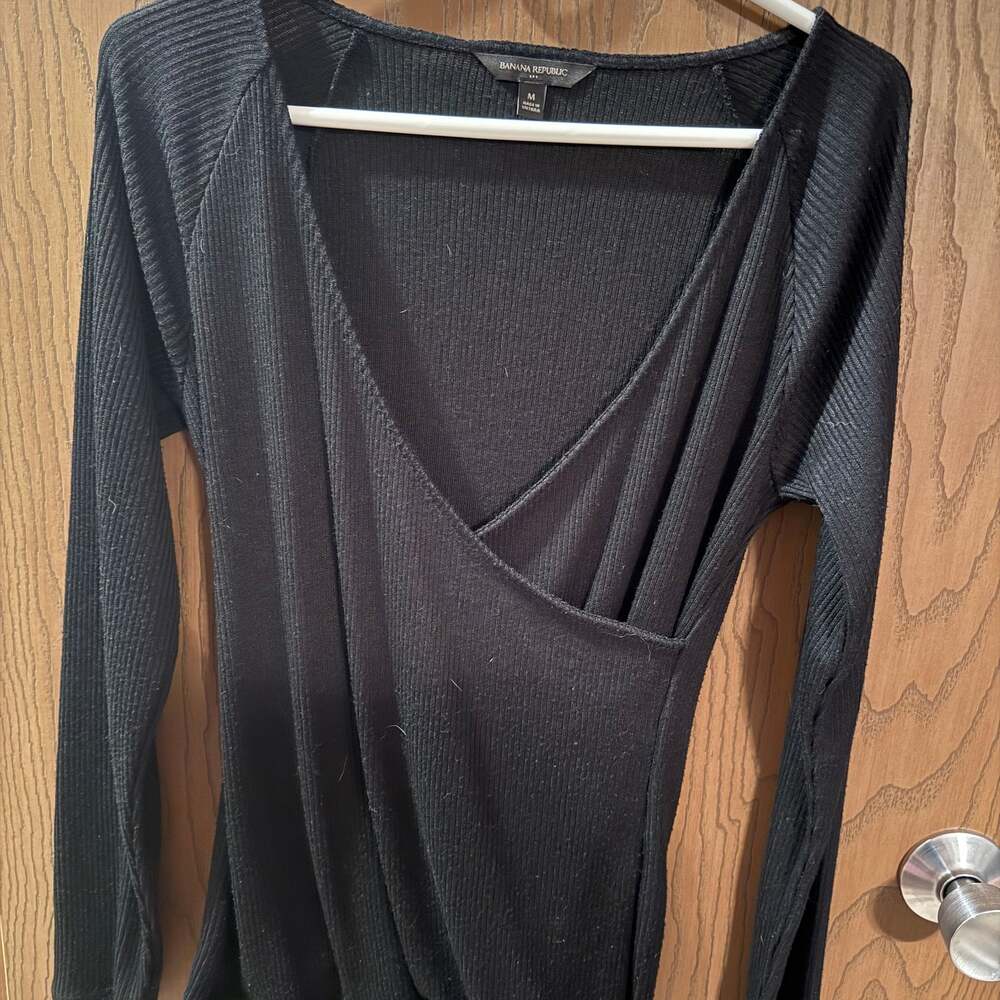Banana Republic Black Ribbed Deep V-Neck Long Sleeve Wrap Top Size M